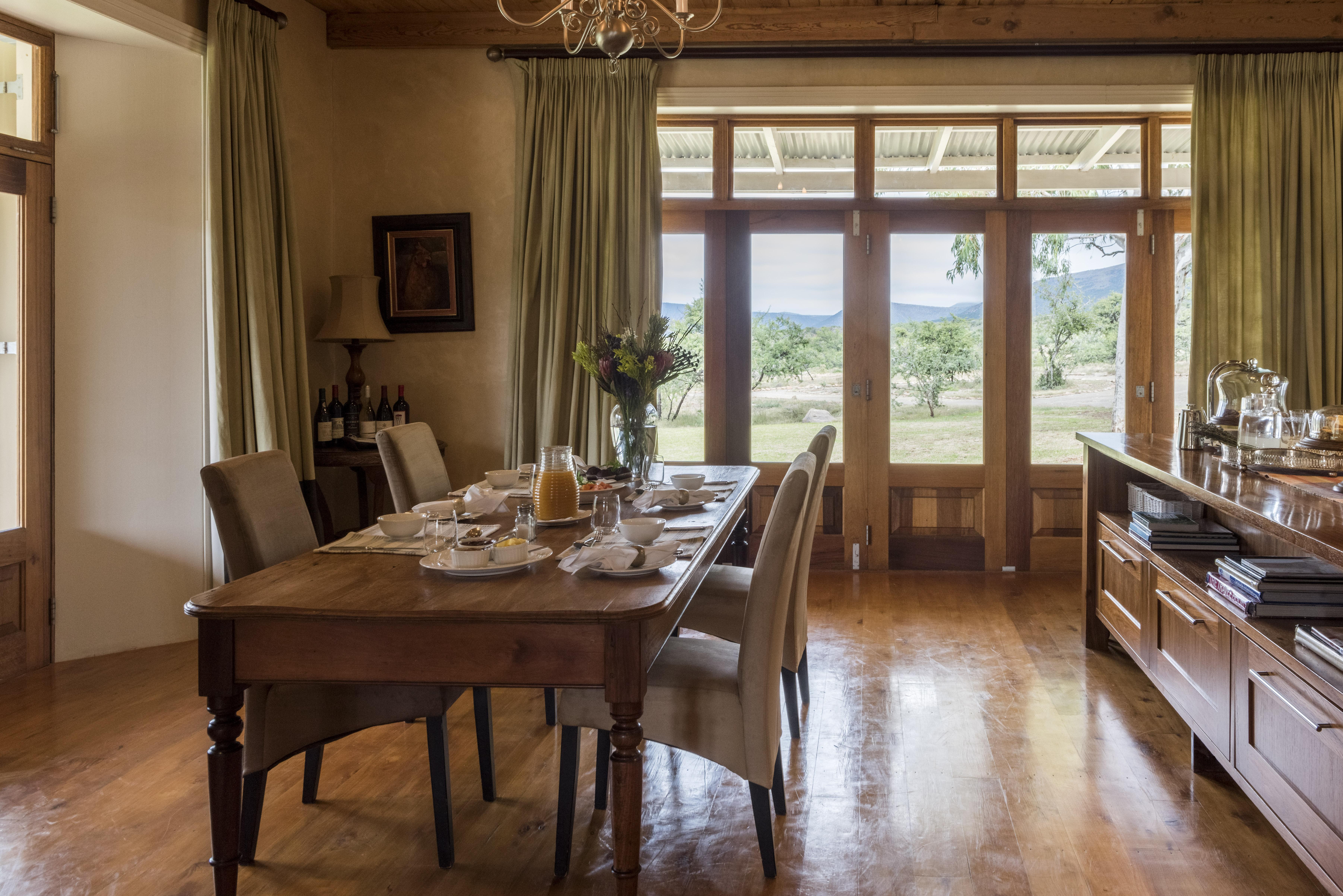 Mount Camdeboo Hotel Graaff-Reinet Екстериор снимка