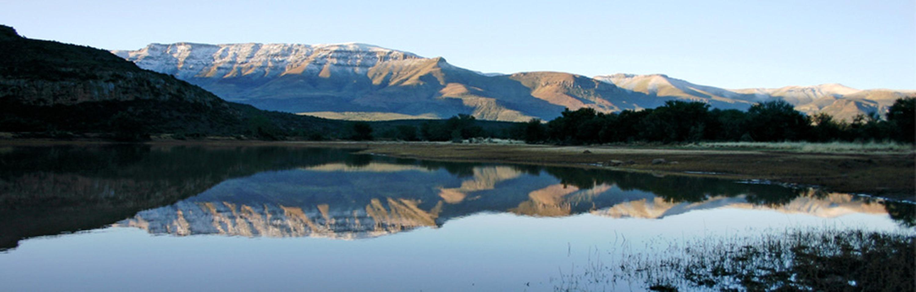 Mount Camdeboo Hotel Graaff-Reinet Екстериор снимка